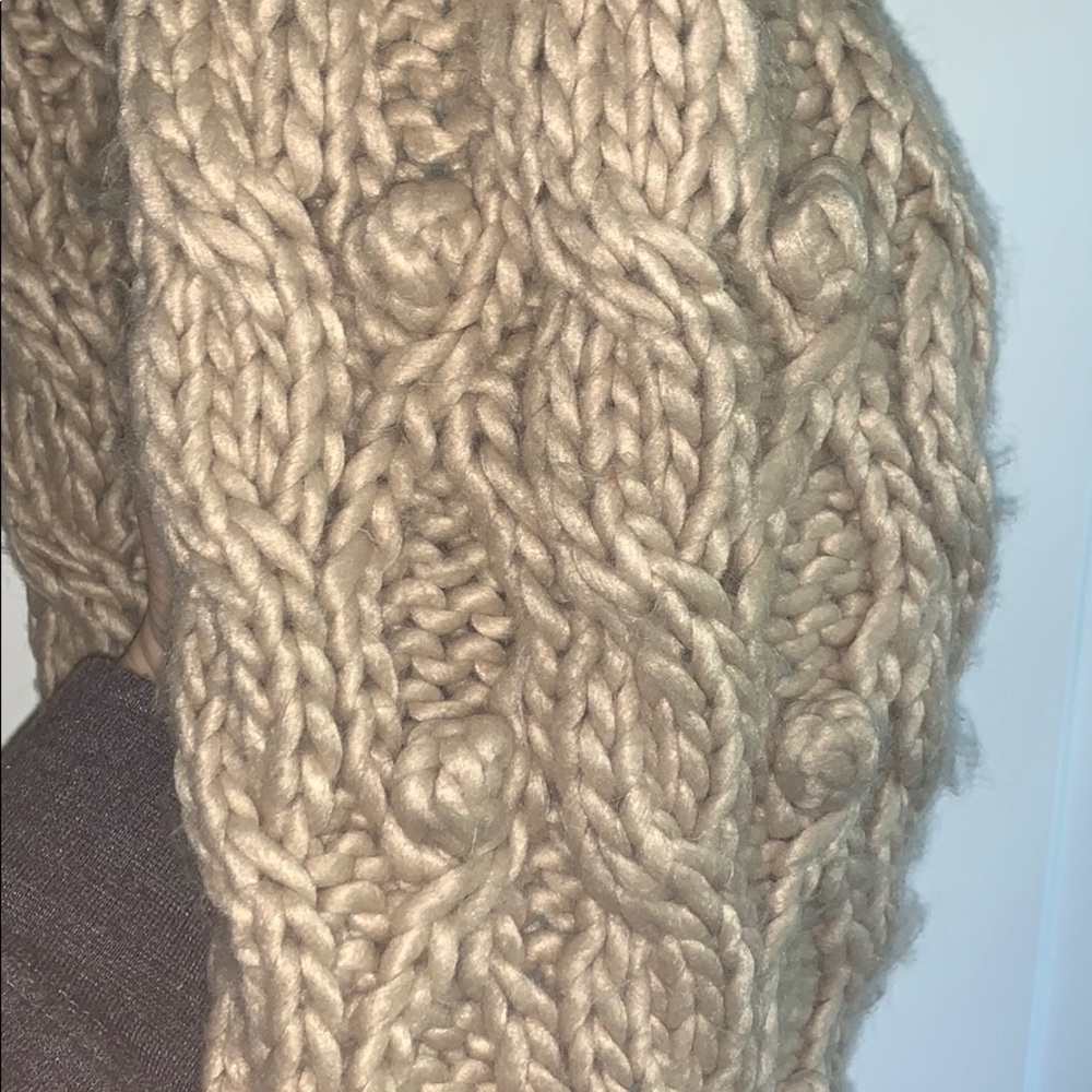 Scarf - Picture 2 of 2